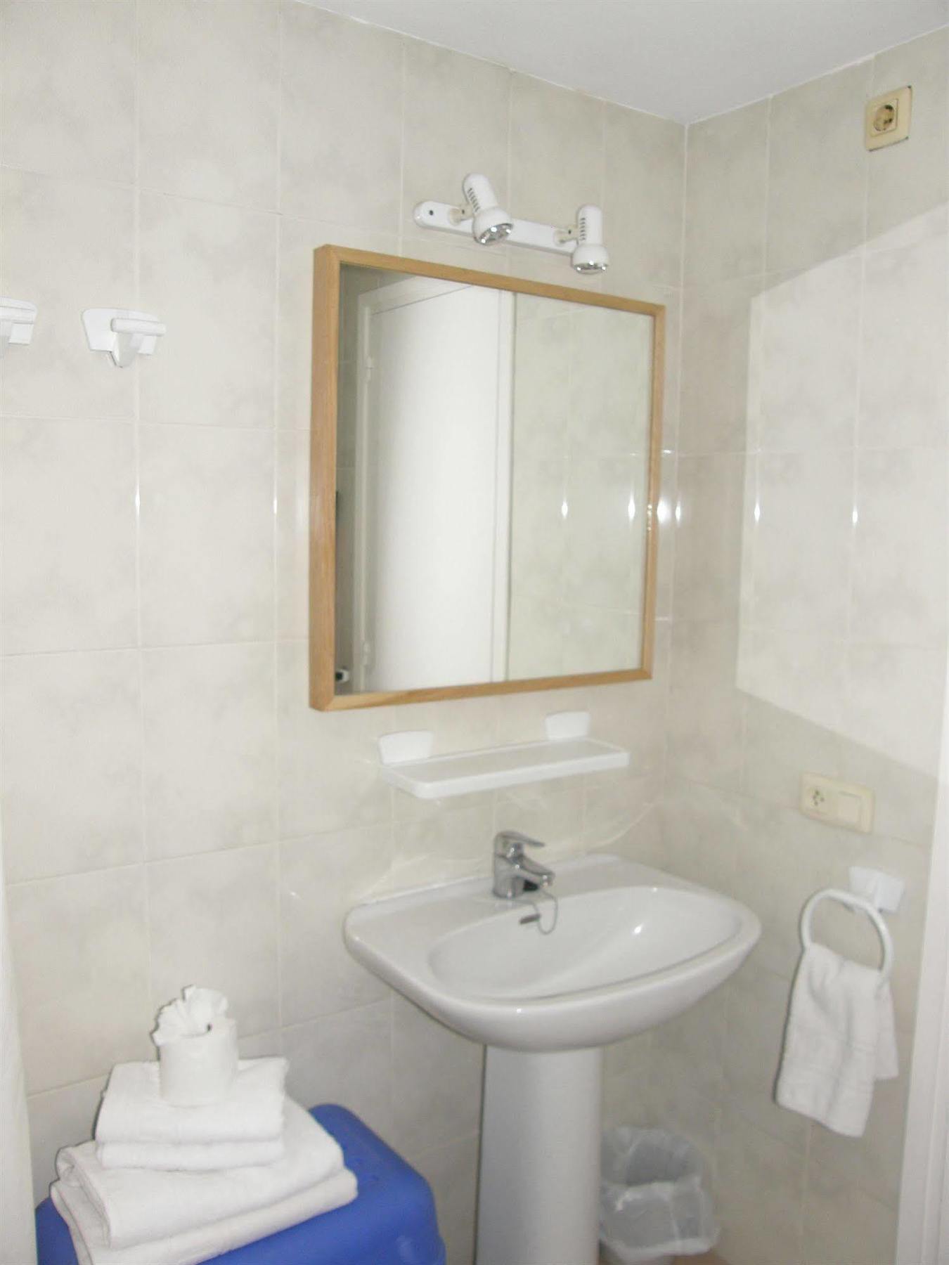Apartamentos Miami L'Estartit Ngoại thất bức ảnh